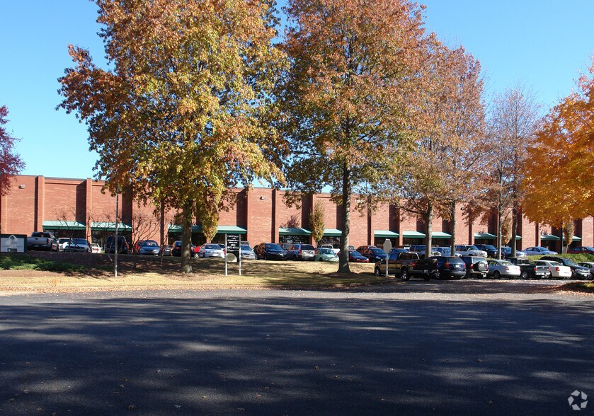 More Photos Of 11820 Wills Rd, Alpharetta Warehouse For Lease