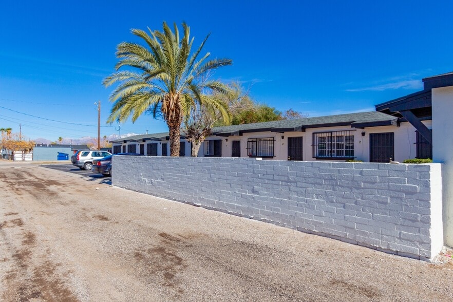 More Photos Of 120 E 33rd St, Tucson Apartments For Sale