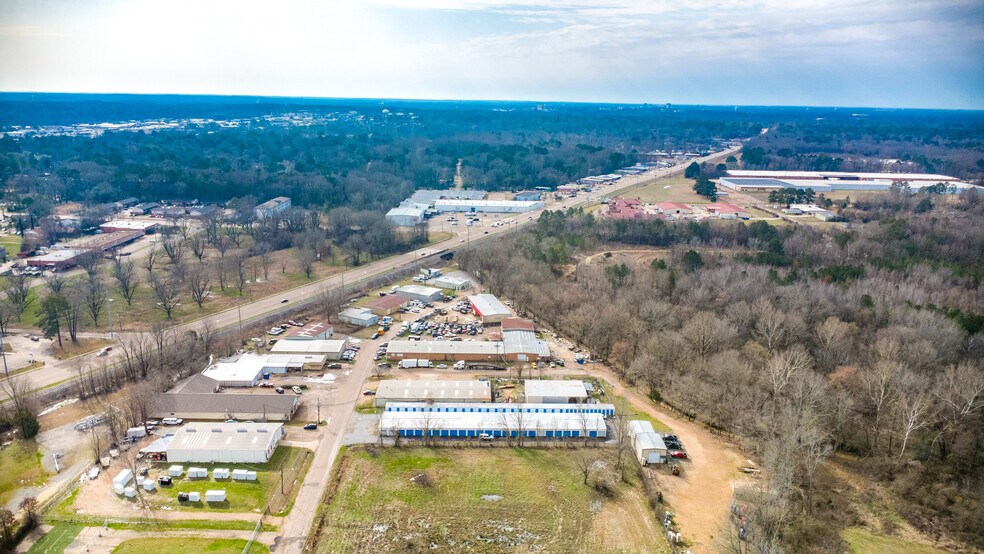 More Photos Of 5849 N Commerce Plz, Jackson Self Storage For Sale