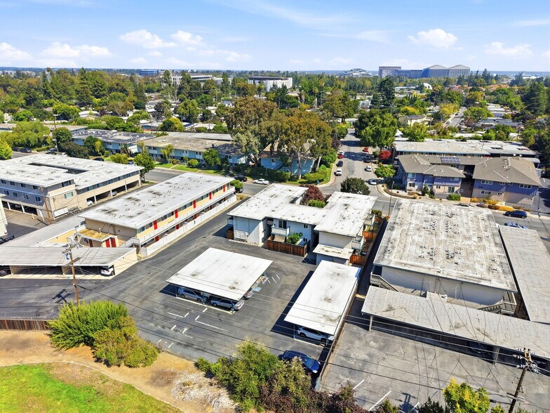 More Photos Of 511 Walker Dr, Mountain View Apartments For Sale