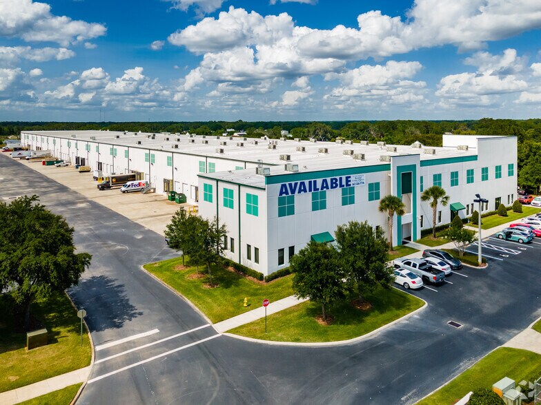 More Photos Of 500 Eagles Landing Dr, Lakeland Distribution For Lease