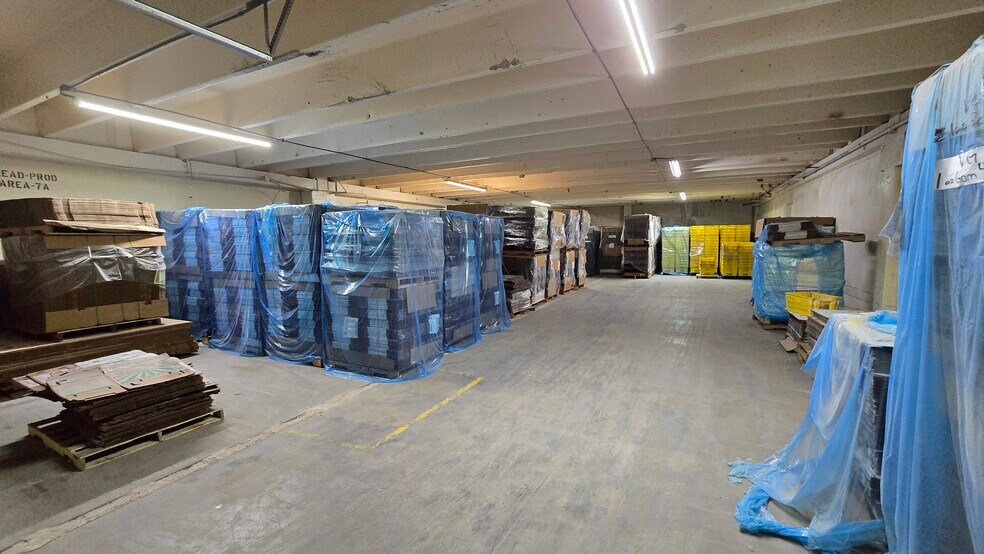 More Photos Of 2200 & 2100 Trophy Dr, McAllen Warehouse For Sale