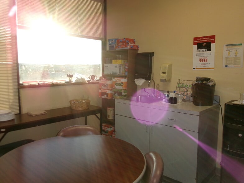 More Photos Of 57 Willowbrook Blvd, Wayne Healthcare For Sale