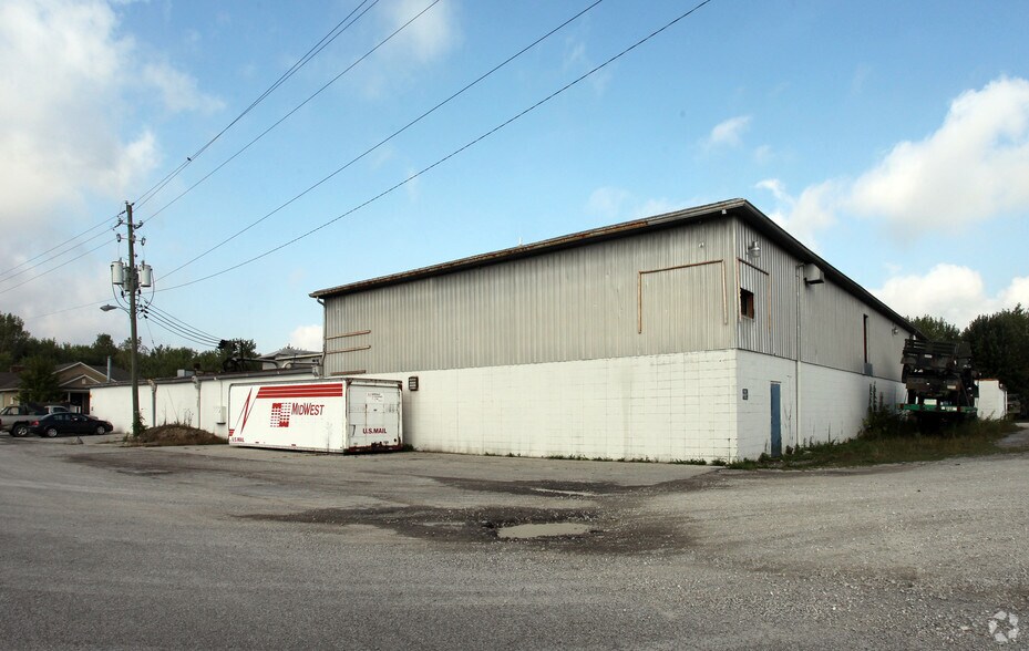 More Photos Of 3750 Kentucky Ave, Indianapolis Warehouse For Sale
