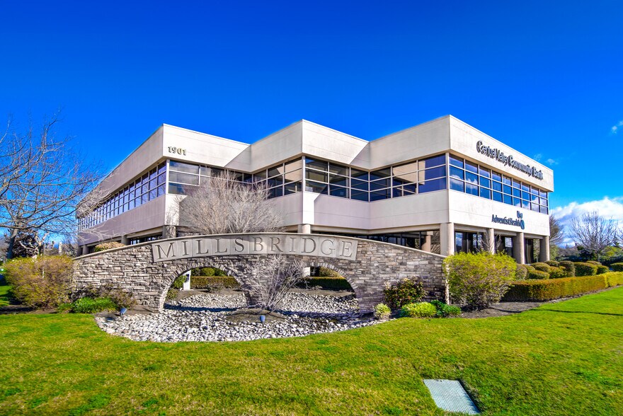 More Photos Of 1901 W Kettleman Ln, Lodi Medical For Lease