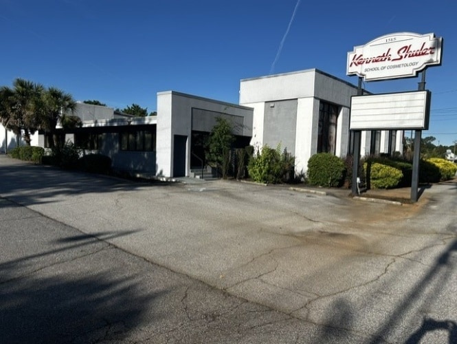 Primary Photo Of , Spartanburg General Retail For Sale