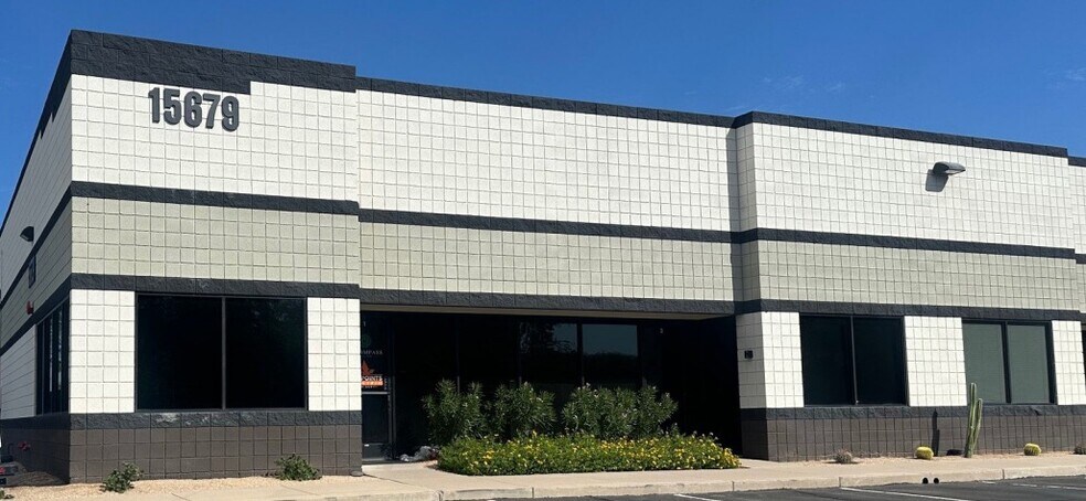 Primary Photo Of 15679 N 83rd Way, Scottsdale Warehouse For Lease
