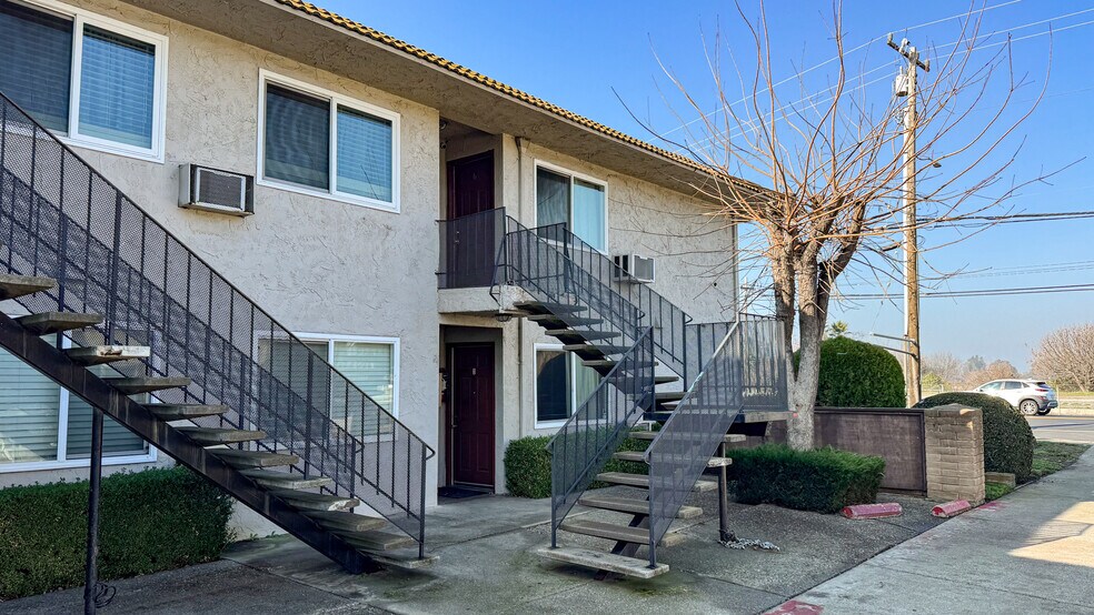 More Photos Of 3480 Willow Pass Rd, Concord Apartments For Sale