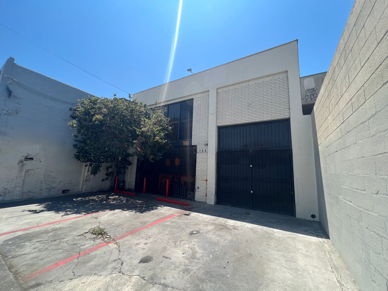 Primary Photo Of 780 E 14th Pl, Los Angeles Warehouse For Sale