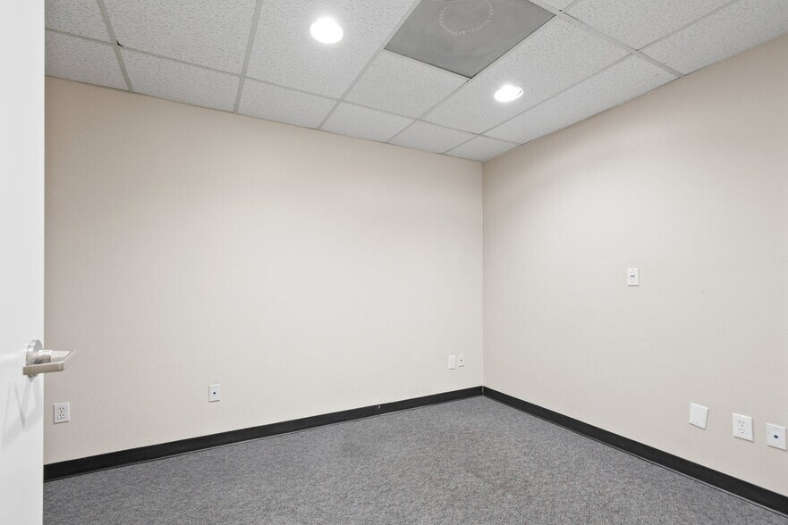 More Photos Of 256 Landis Ave, Chula Vista Medical For Lease