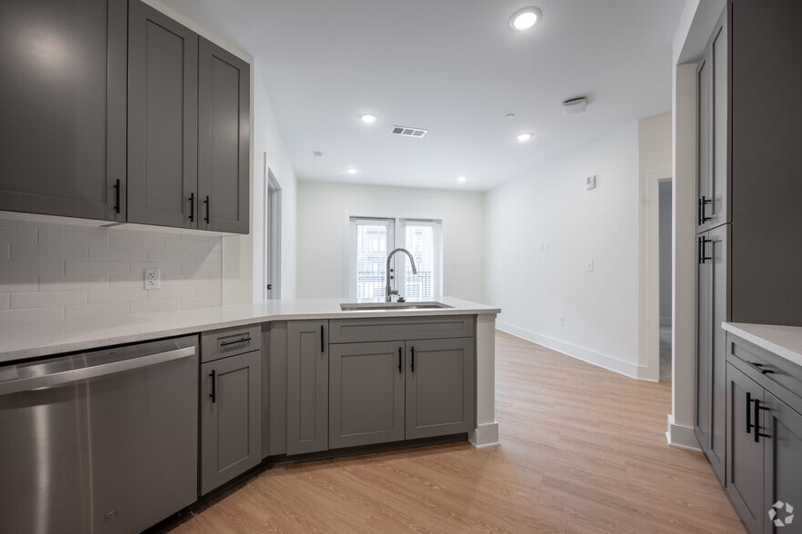 More Photos Of 3311 Hood Ave, Chamblee Apartments For Lease