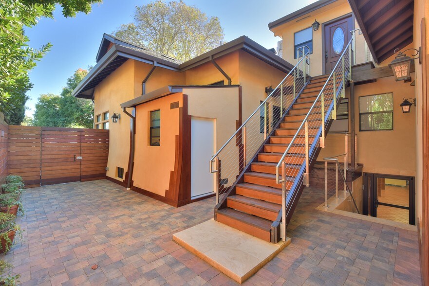 More Photos Of 251 Middlefield Rd, Palo Alto Apartments For Sale