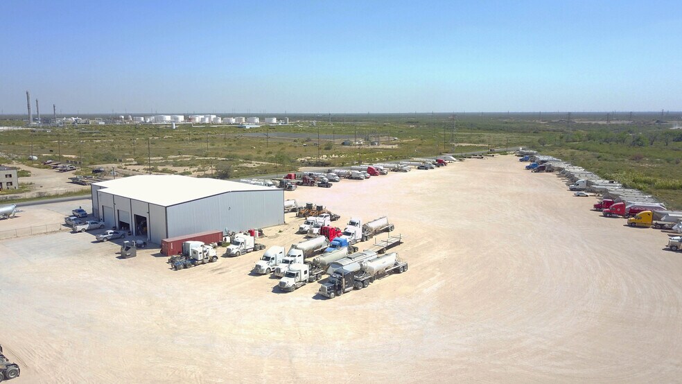 More Photos Of 2250 Dixie Blvd, Odessa Industrial For Sale