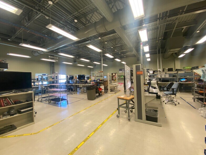 More Photos Of 2171 Sandy Dr, State College Flex For Lease