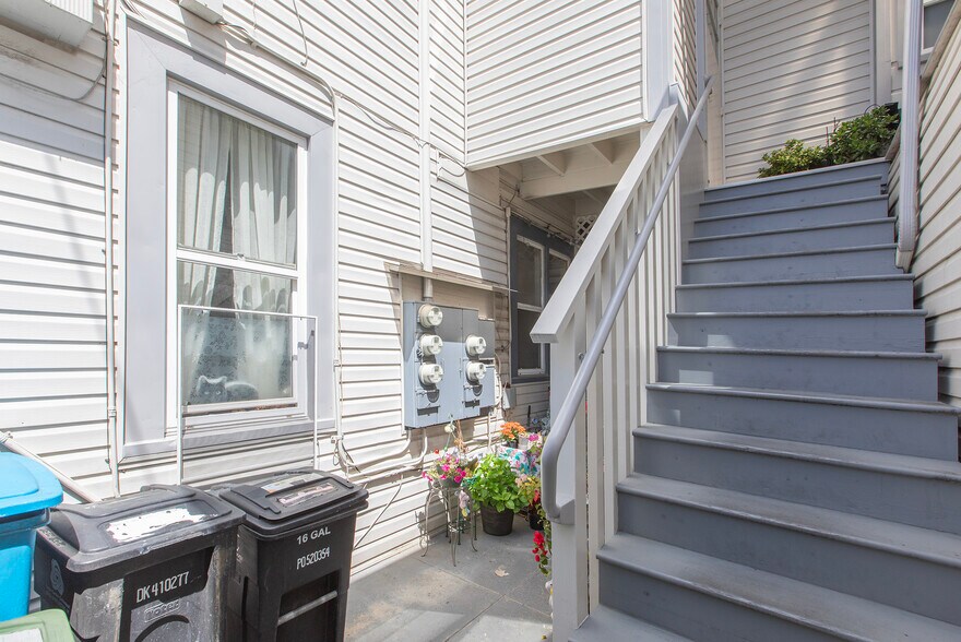 More Photos Of 201 Richland Ave, San Francisco Apartments For Sale
