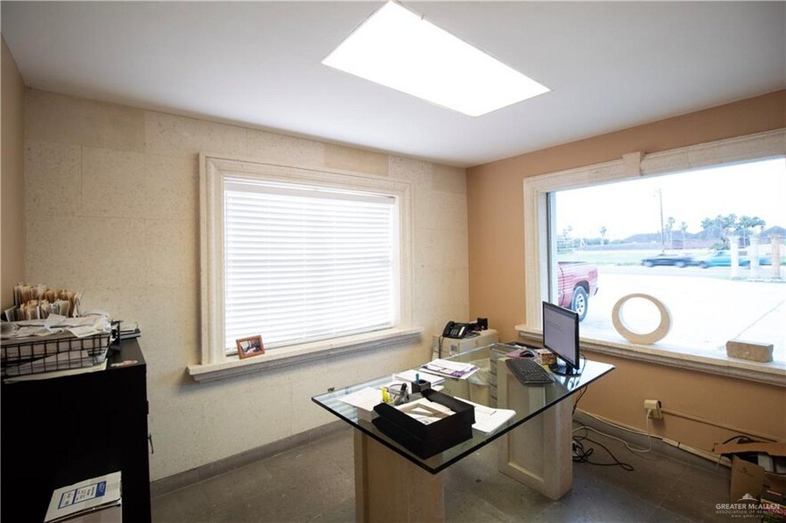 More Photos Of 2900 N McColl Rd, McAllen Office For Sale