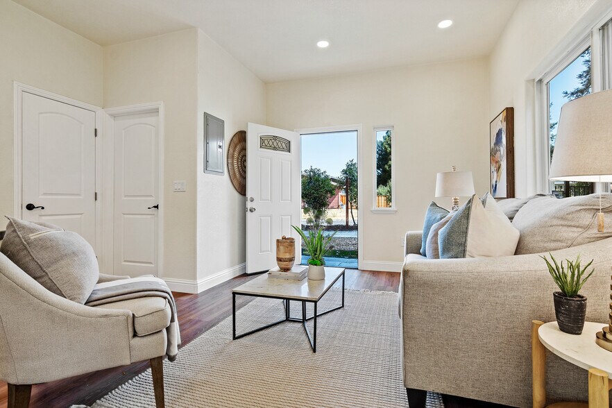 More Photos Of 1006 Court Ln, Concord Apartments For Sale