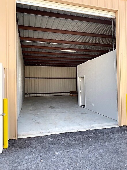 More Photos Of 22314 Interstate 45 N, Spring Specialty For Sale