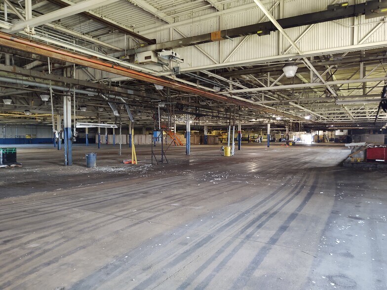 More Photos Of 1070 KY Highway 356, Cynthiana Manufacturing For Sale