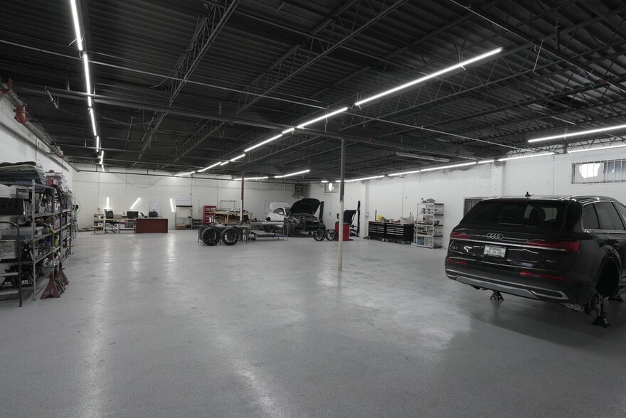 More Photos Of 3301 E 42nd Ave, Denver Warehouse For Sale