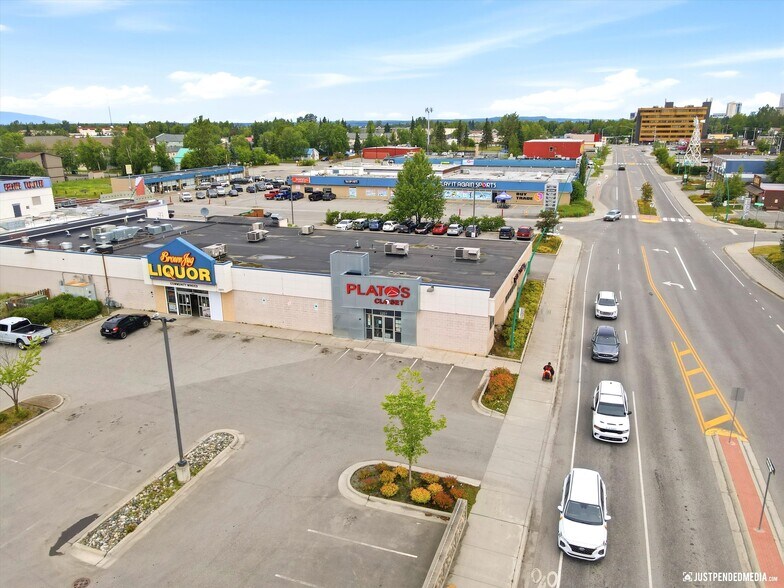 More Photos Of 1201 W Northern Lights Blvd, Anchorage Freestanding For Lease