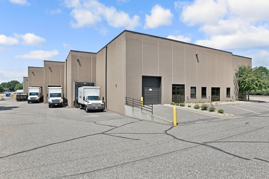 More Photos Of 350 73rd Ave NE, Fridley Manufacturing For Lease