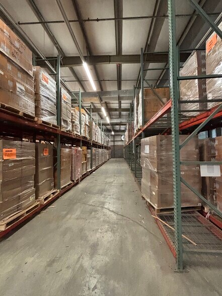 More Photos Of 605 Bob Gifford Blvd, Early Branch Manufacturing For Sale