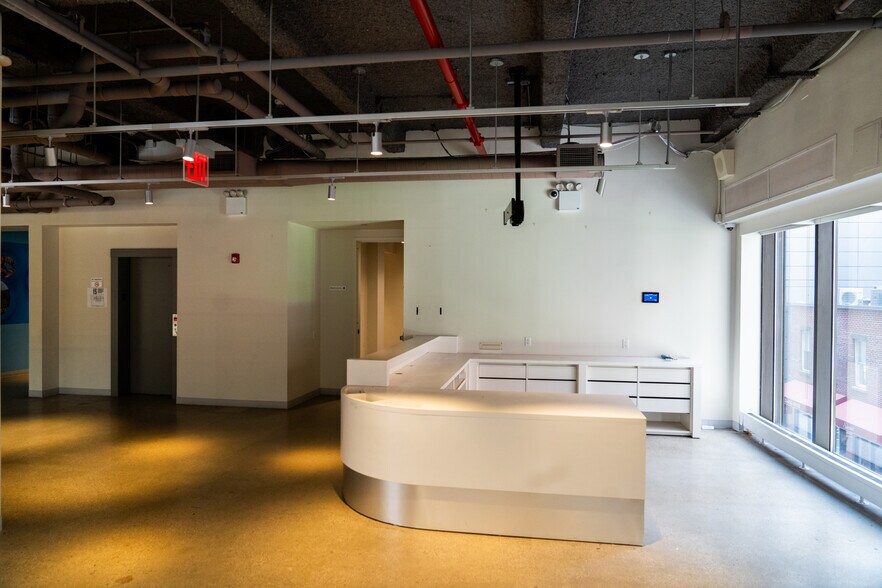 More Photos Of 89 Washington St, New York Apartments For Lease