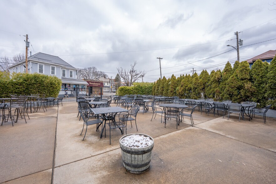 More Photos Of 618 S Main St, Greensburg Restaurant For Sale