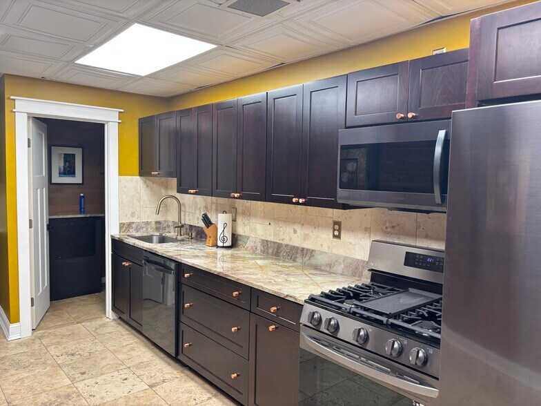 More Photos Of 7984 Olde 8 Rd, Northfield Office For Sale