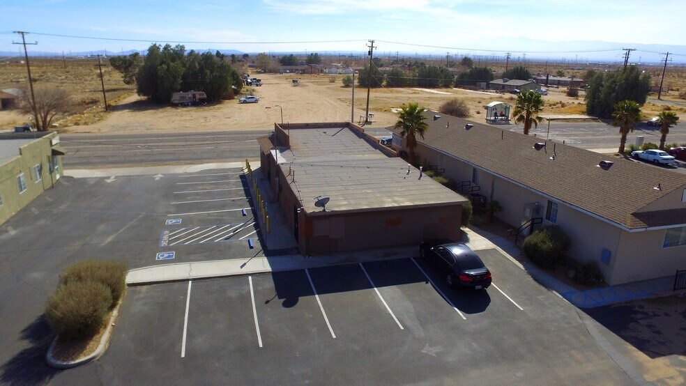 More Photos Of 11328 Bartlett Ave, Adelanto Office For Lease