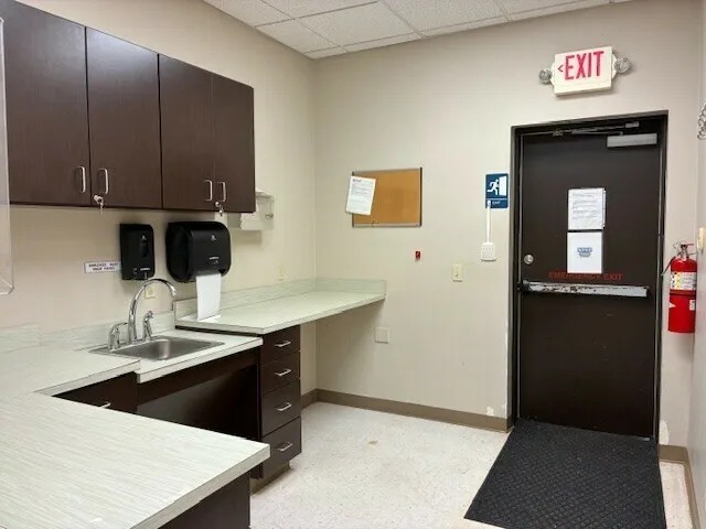 More Photos Of 12516 N May Ave, Oklahoma City General Retail For Lease