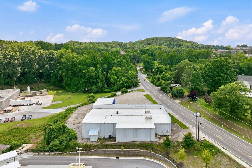 More Photos Of 146 Morrison Moore Pkwy E, Dahlonega Freestanding For Lease