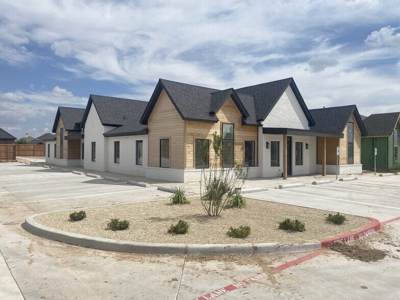 More Photos Of 10921 Wayne Ave, Lubbock Medical For Sale