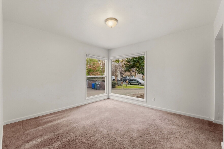 More Photos Of 24954 Cypress Ave, Hayward Multifamily For Sale