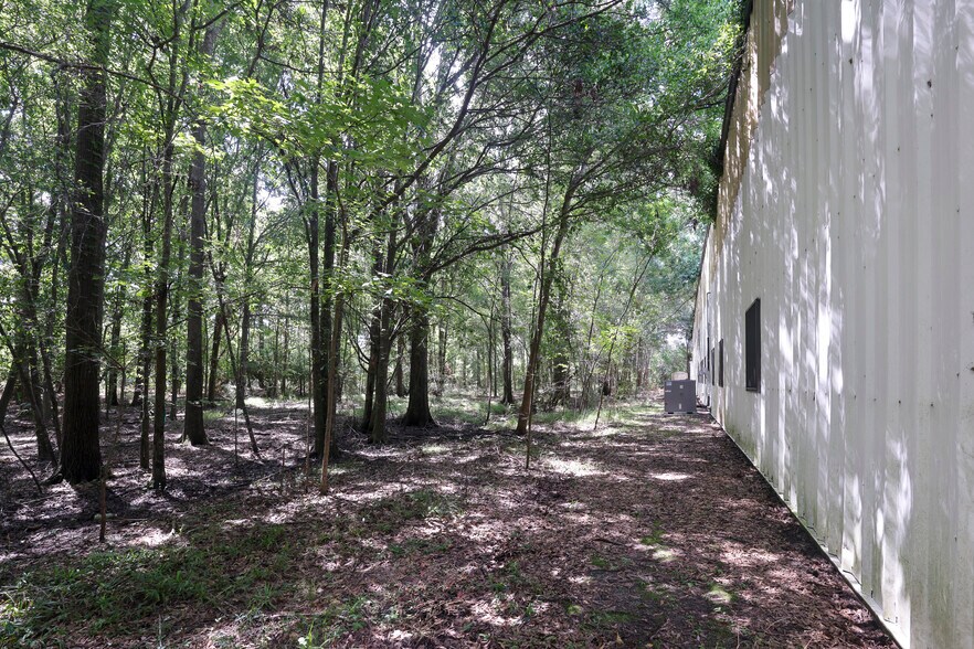 More Photos Of 104 Coleman Blvd, Savannah Warehouse For Sale