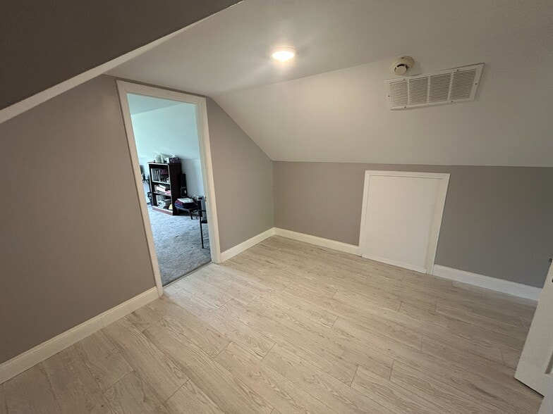 More Photos Of 4466 Morse Rd, Columbus Loft Creative Space For Sale