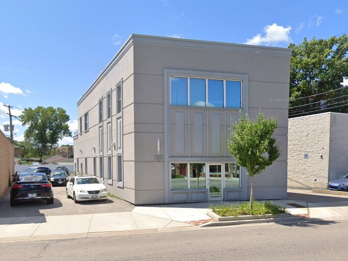 More Photos Of 7880 N. Lincoln Ave, Skokie Medical For Sale