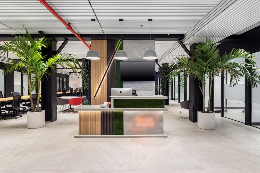 More Photos Of 6 E 45th St, New York Office For Lease