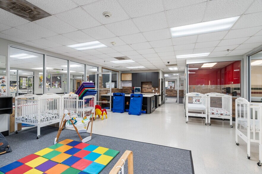 More Photos Of 10002 Camino Bandera, San Antonio Daycare Center For Sale
