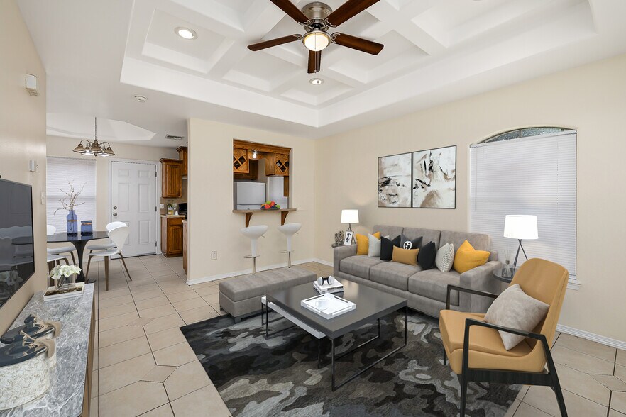 More Photos Of 3115 E Diamondhead Ave, Alton Apartments For Sale