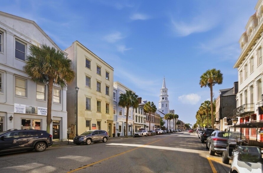 More Photos Of 61 Broad St, Charleston Office Residential For Lease