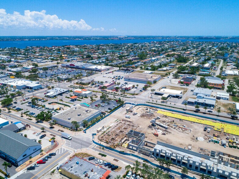 More Photos Of 910 Cape Coral Pky E, Cape Coral Restaurant For Sale