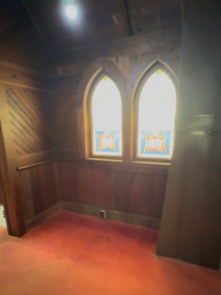 More Photos Of 18-20 E Pleasant St, Avon Park Religious Facility For Sale