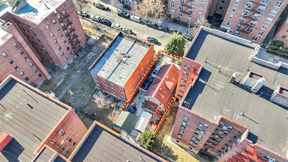 More Photos Of 6571 Booth St, Rego Park Apartments For Sale