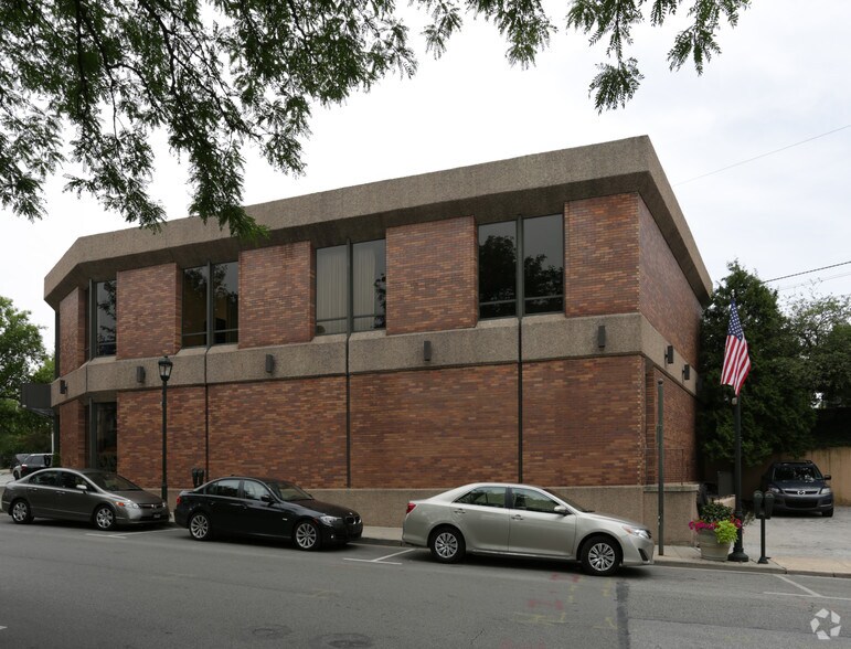 More Photos Of 1 Station Cir, Narberth Storefront Retail Office For Lease