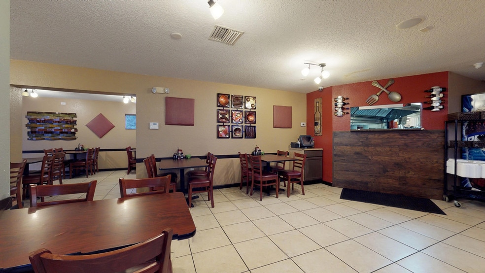 More Photos Of 9576 N Citrus Springs Blvd, Citrus Springs Restaurant For Lease