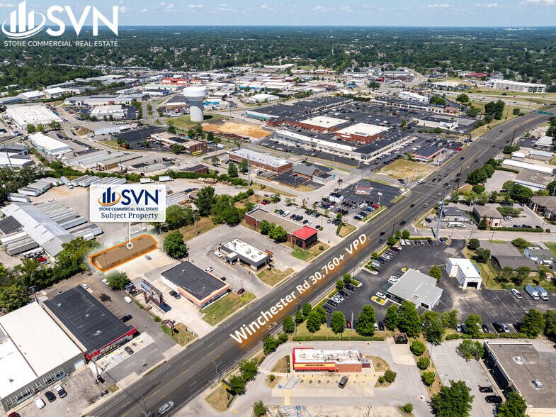 More Photos Of 1123 Winchester Rd, Lexington Freestanding For Lease