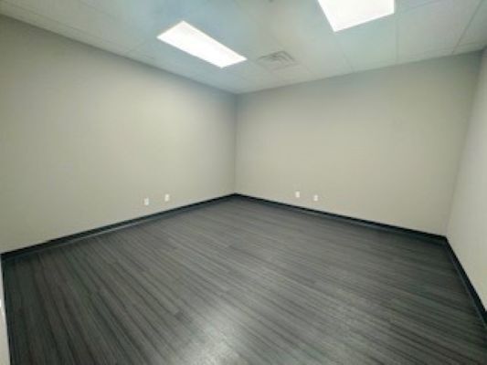 More Photos Of 344 Maple, Gallatin Industrial For Lease