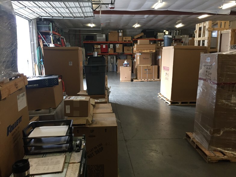 More Photos Of 67 N 1400 W, Centerville Light Distribution For Lease